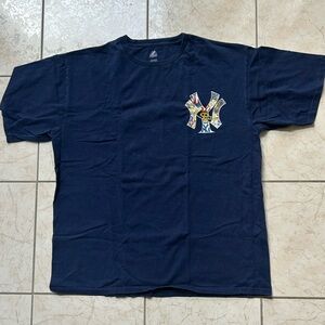 Limited edition exclusive New York Yankees Mariano Rivera tee shirt